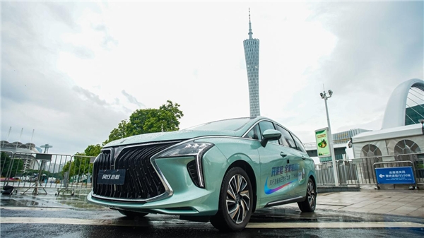 这个暑假的游乐主线任务，开着风行游艇畅玩广州第3张